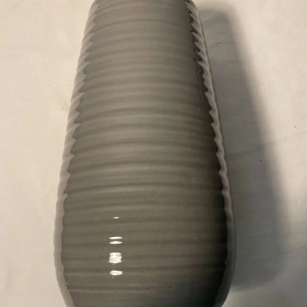Ashland Gray Ribbled Vase